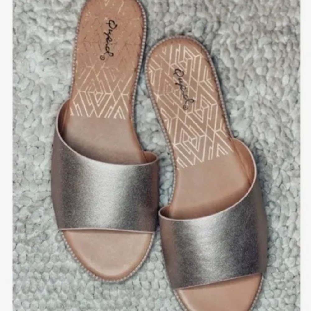 Qupid Gold Sandals - size 8